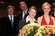 (v.l.n.r.) SKH Prinz Leopold von Bayern, Hans Joachim Stuck, Börsenchefin Dr. Christine Bortenlänger, Moderatorin Radka Kasper (Foto. MartiN Schmitz)
